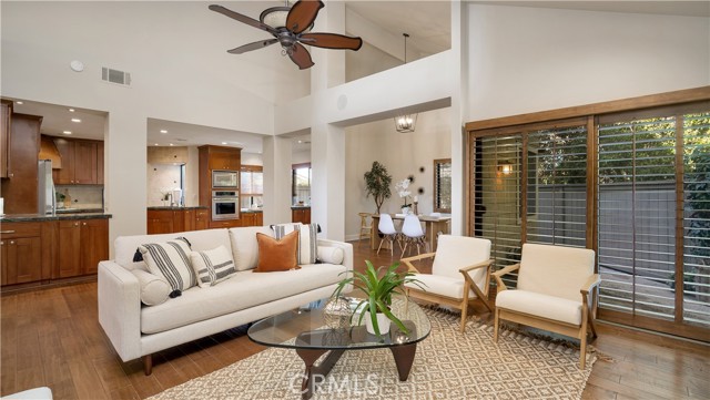 MLS #OC25265952 image #16