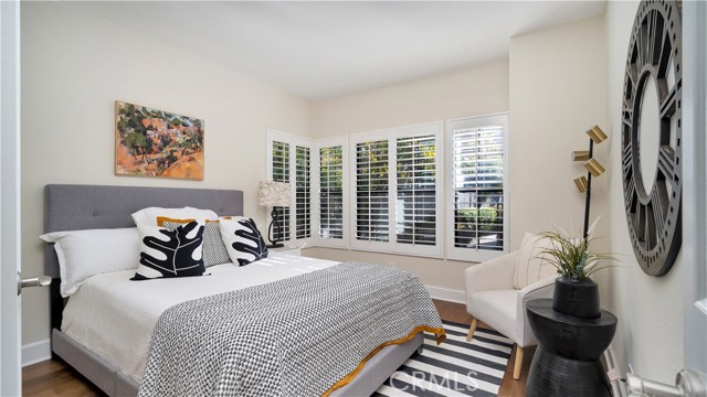 MLS #OC25265952 image #27