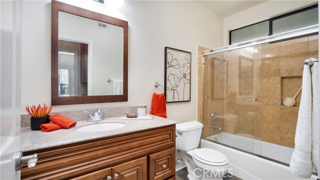 MLS #OC25265952 image #29