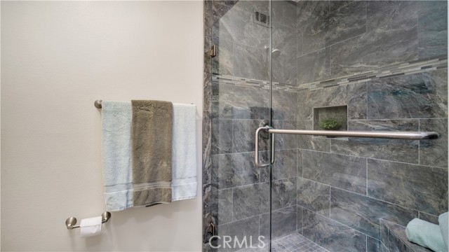 MLS #OC25265952 image #38