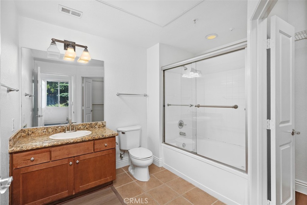 MLS #OC25265971 image #20