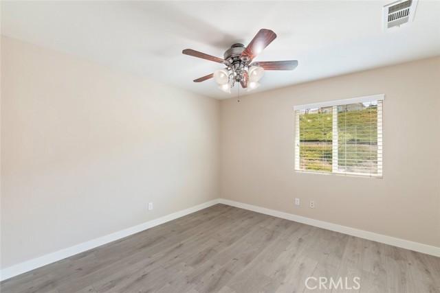 MLS #OC25265997 image #21