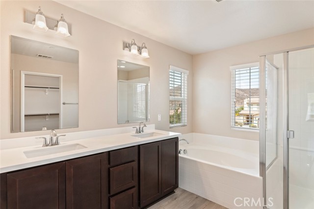 MLS #OC25265997 image #23