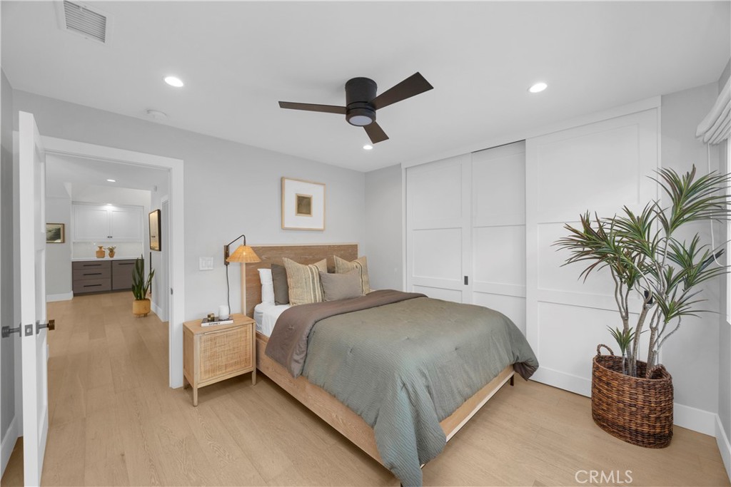 MLS #OC25265999 image #27