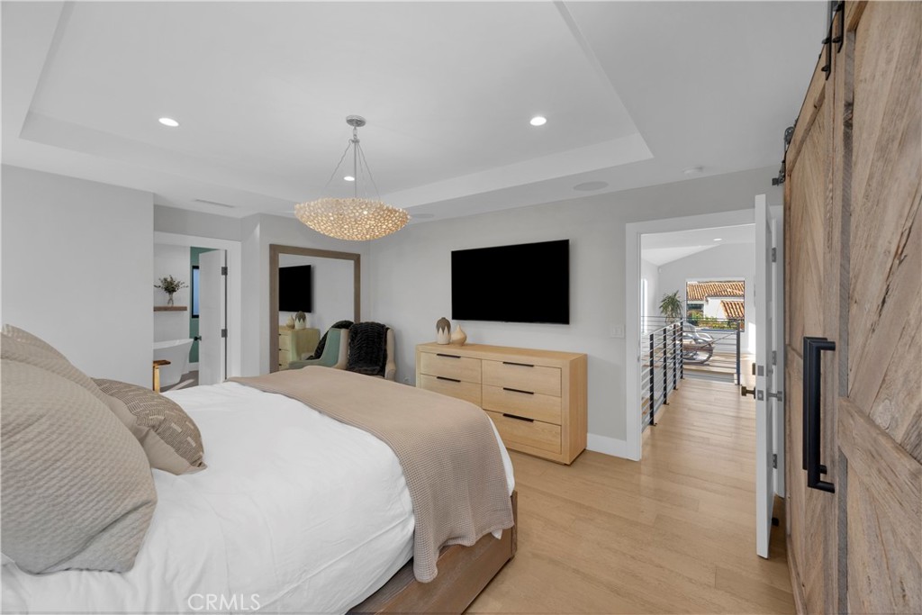 MLS #OC25265999 image #37