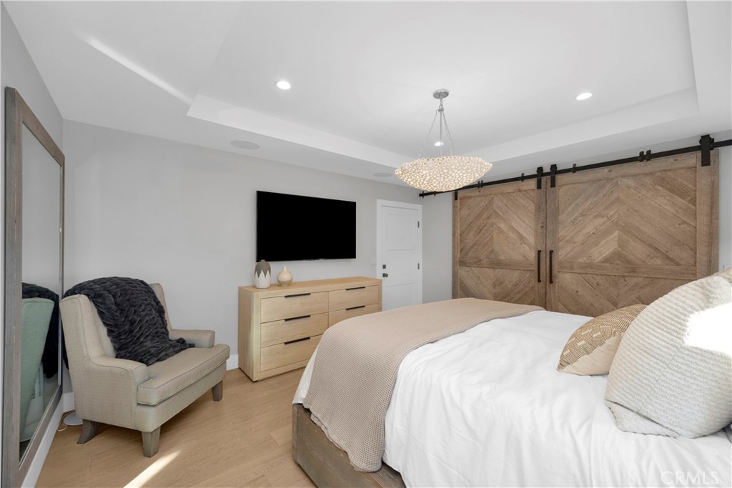 MLS #OC25265999 image #39