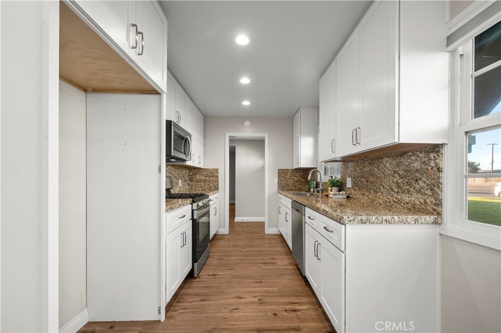 MLS #OC25266063 image #10