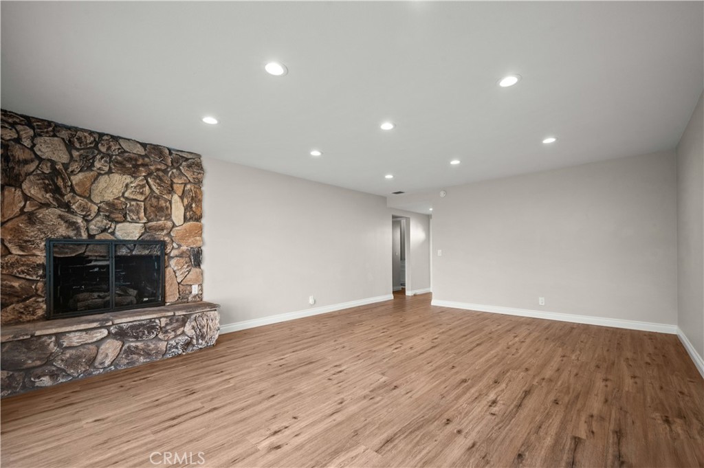 MLS #OC25266063 image #7