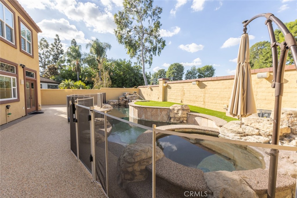 MLS #OC25266070 image #17