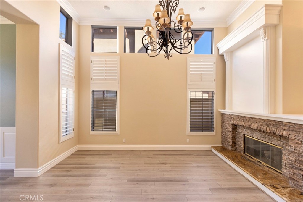 MLS #OC25266070 image #6