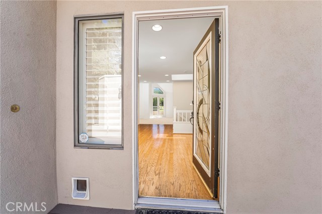 MLS #OC25200885 image #4