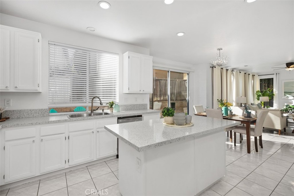 MLS #OC25266083 image #11