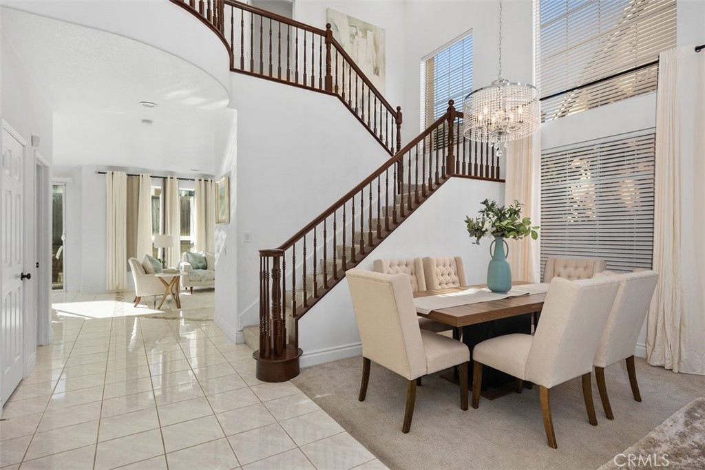 MLS #OC25266083 image #3