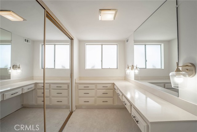 MLS #OC25266113 image #21