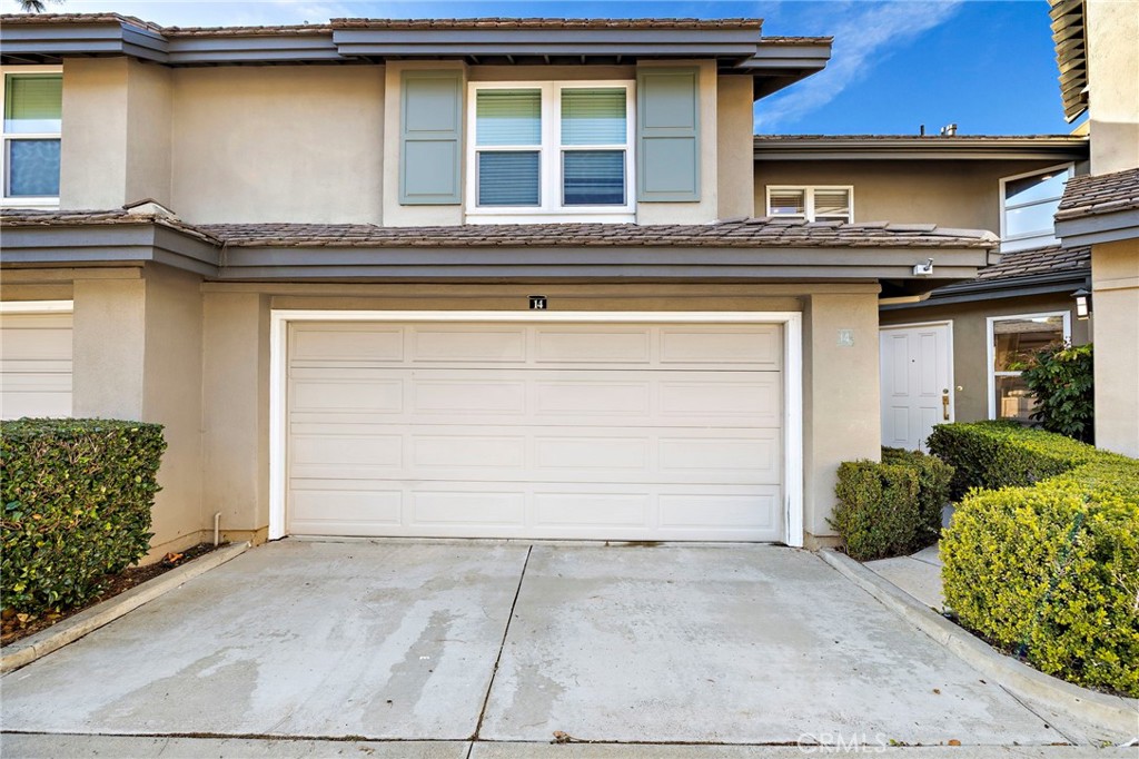 MLS #OC25266133 image #2