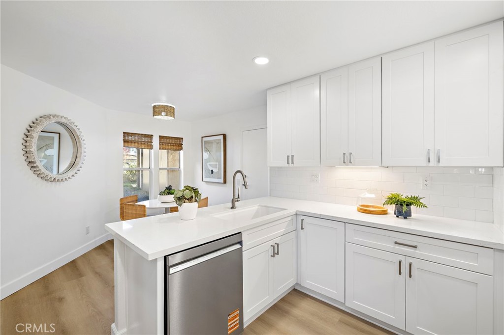 MLS #OC25266133 image #9