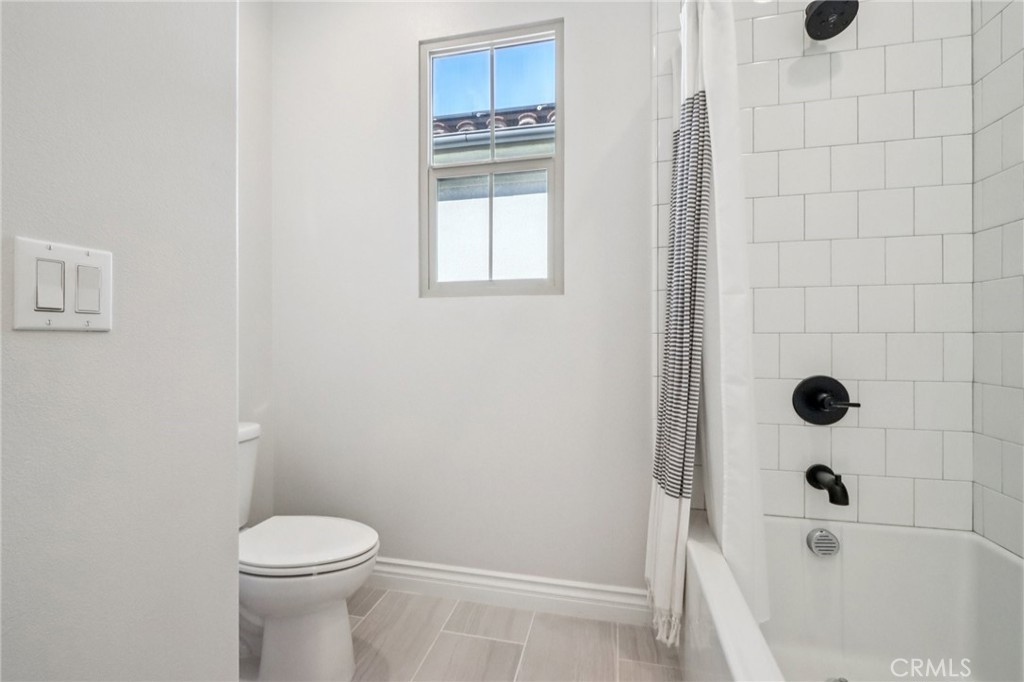 MLS #OC25266186 image #26