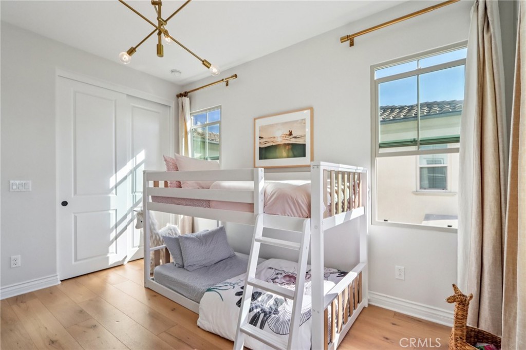 MLS #OC25266186 image #30