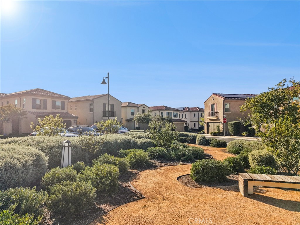 MLS #OC25266186 image #42