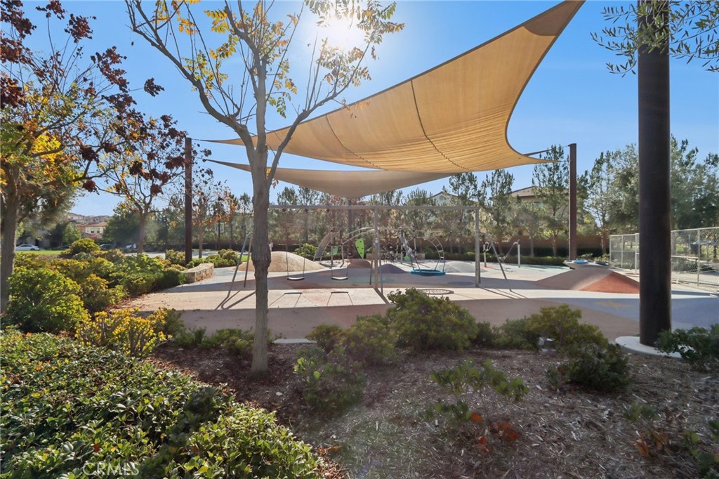 MLS #OC25266186 image #43