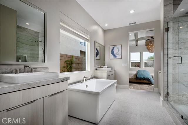 MLS #OC25266202 image #8