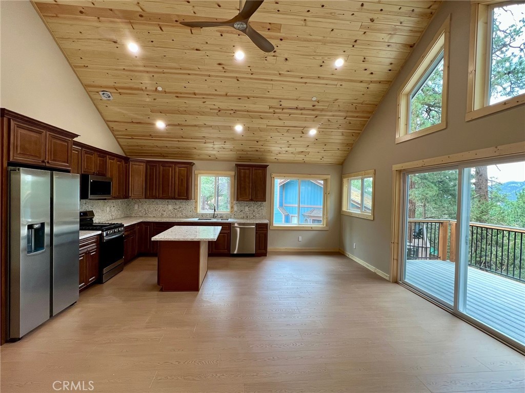 MLS #OC25266224 image #28