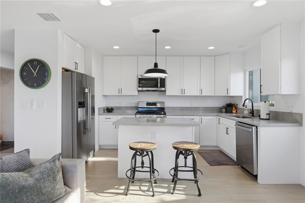 MLS #OC25266263 image #17