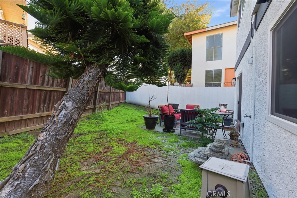 MLS #OC25266263 image #32