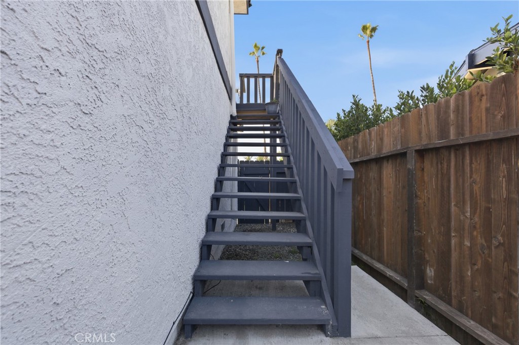 MLS #OC25266263 image #36