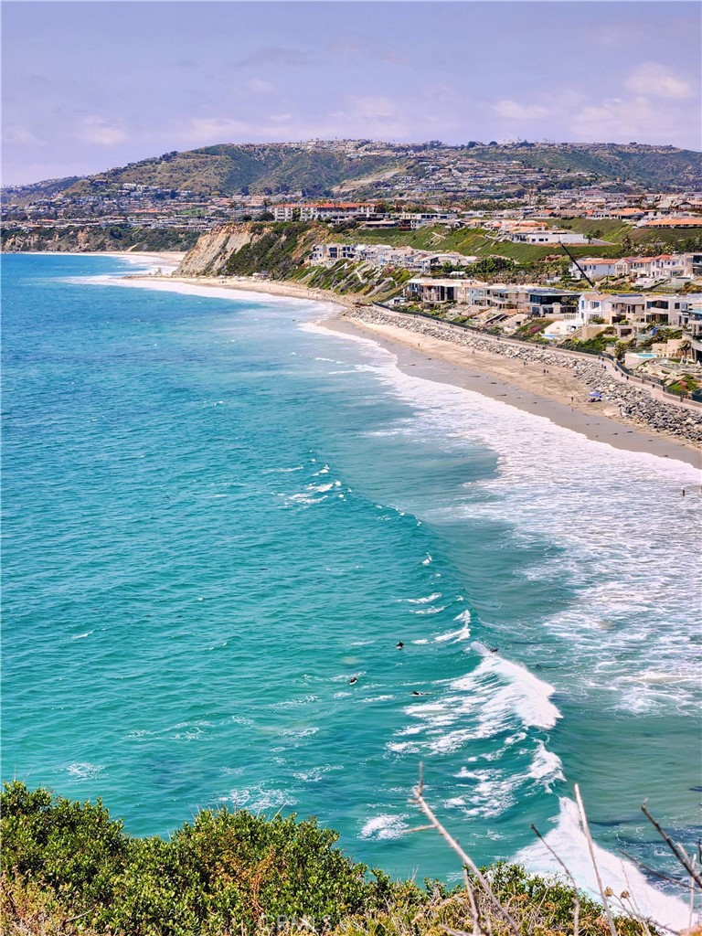 MLS #OC25266263 image #40