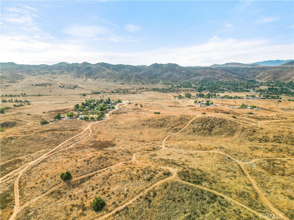 MLS #OC25266278 image #1