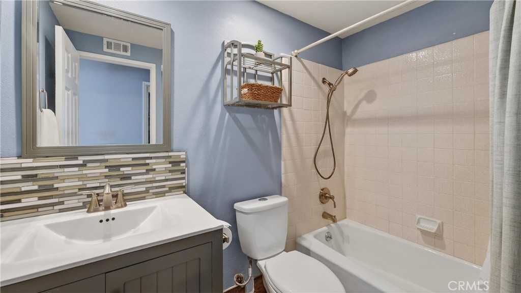 MLS #OC25266286 image #30