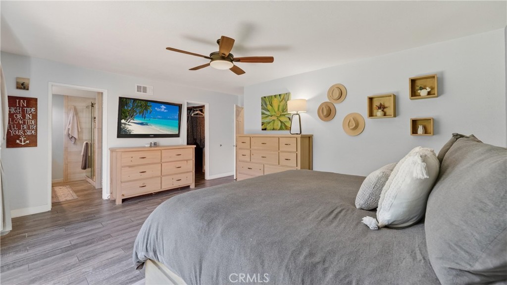 MLS #OC25266286 image #32