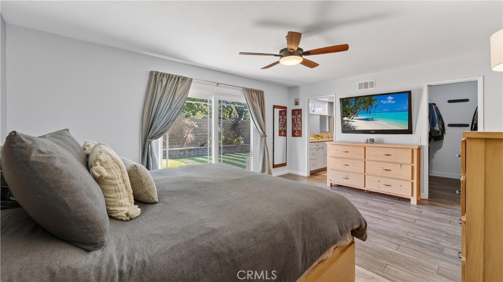 MLS #OC25266286 image #33