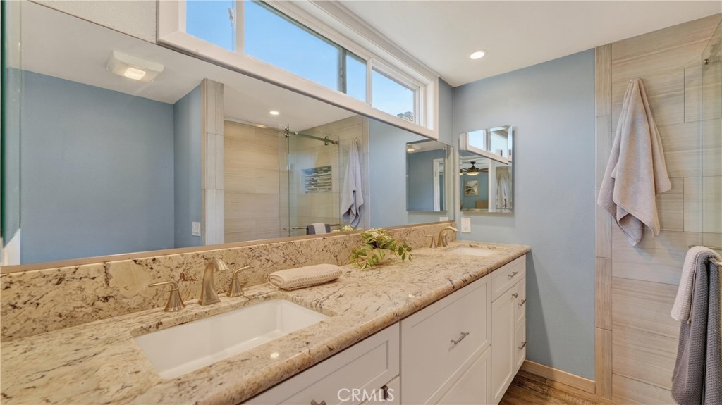 MLS #OC25266286 image #35