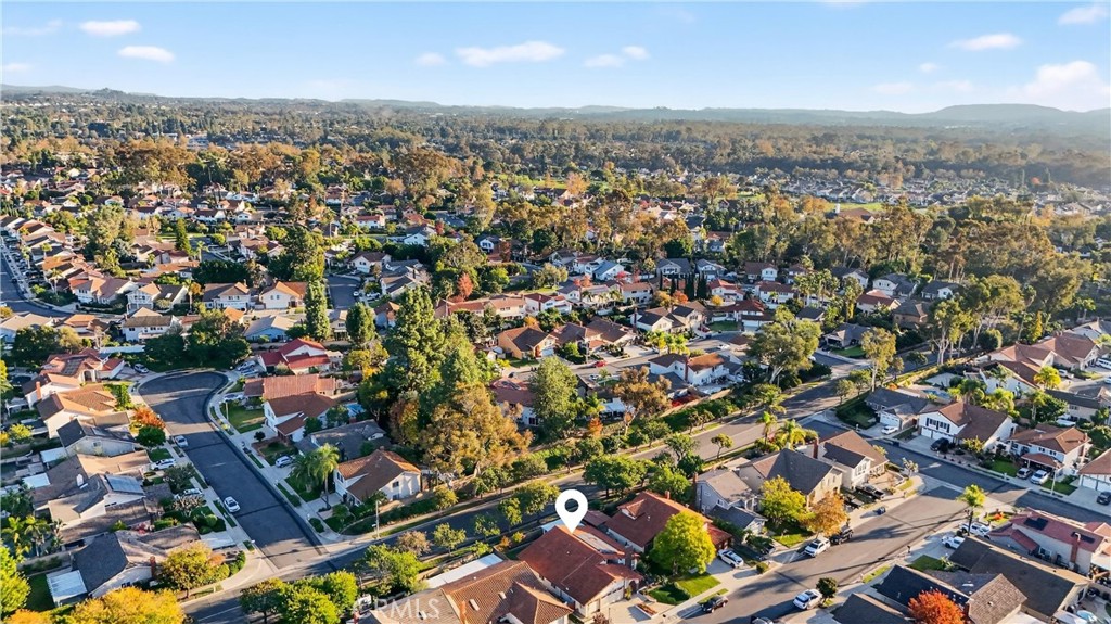 MLS #OC25266286 image #52