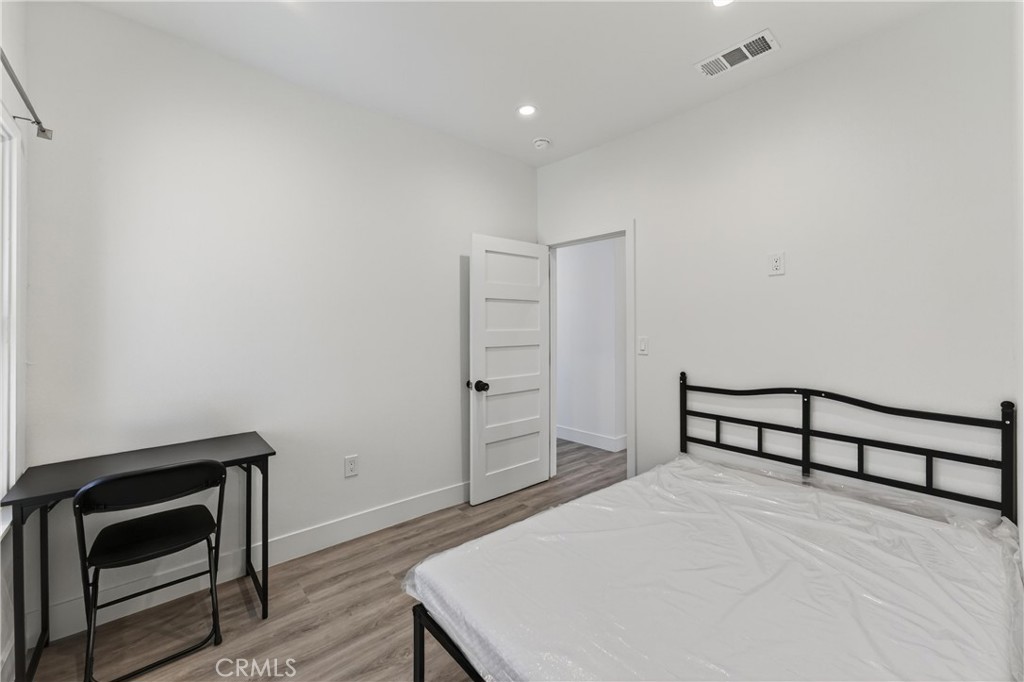 MLS #OC25266317 image #20