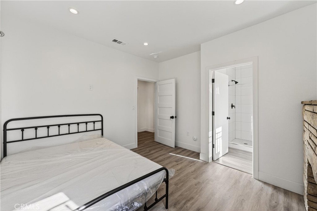 MLS #OC25266317 image #9