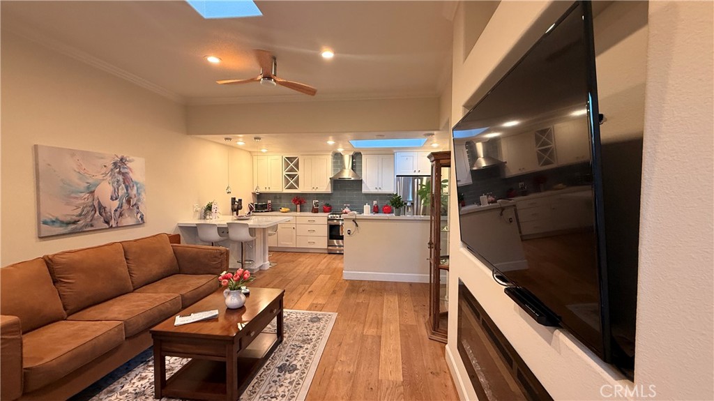 MLS #OC25266334 image #6