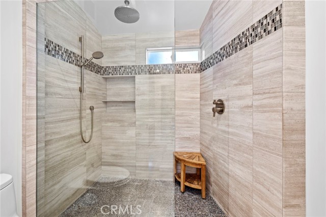 MLS #OC25266400 image #18