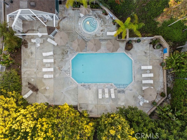 MLS #OC25266400 image #39