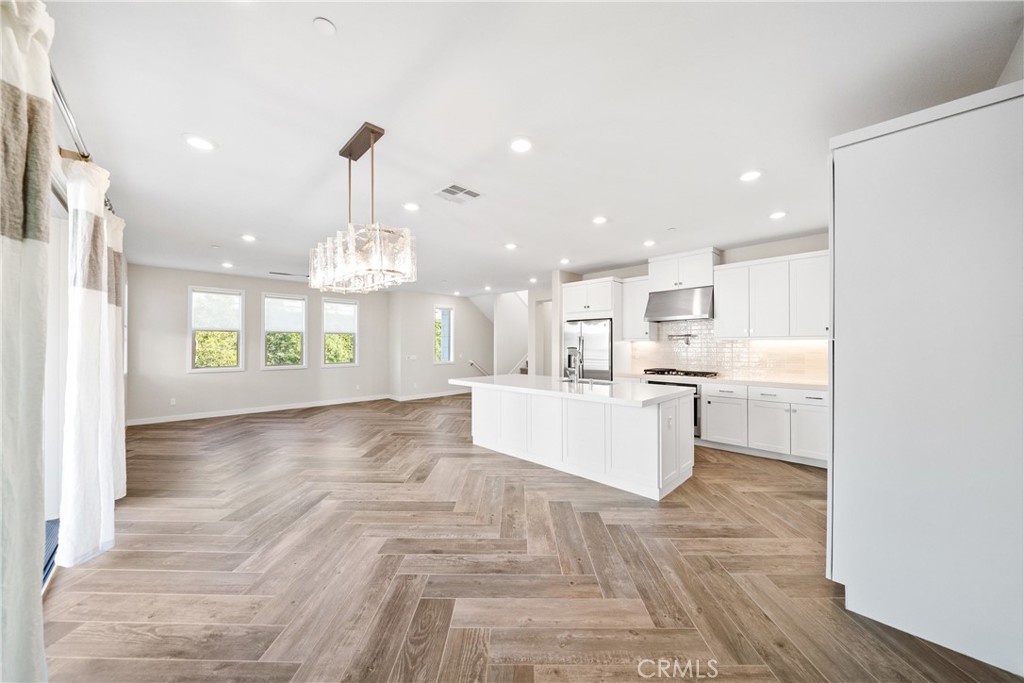 MLS #OC25266454 image #16