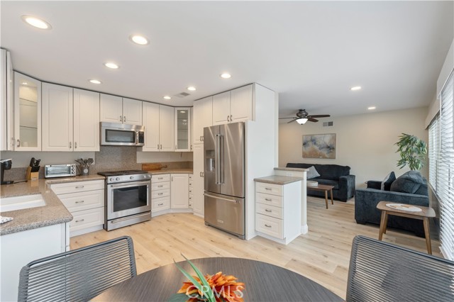 MLS #OC25266470 image #10