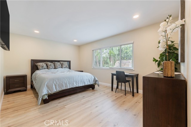 MLS #OC25266470 image #15