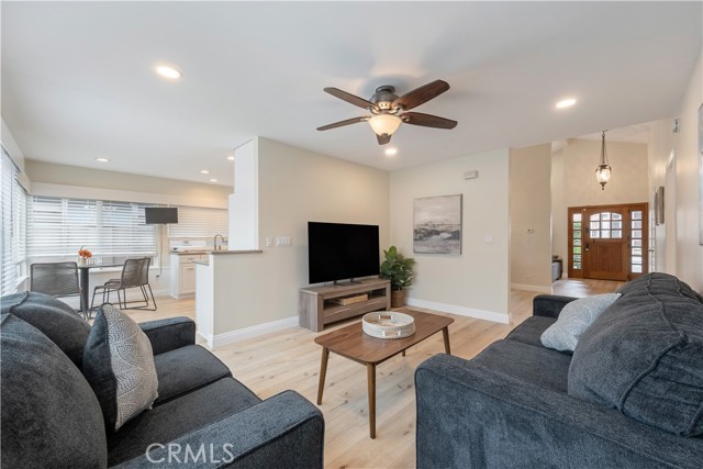 MLS #OC25266470 image #9