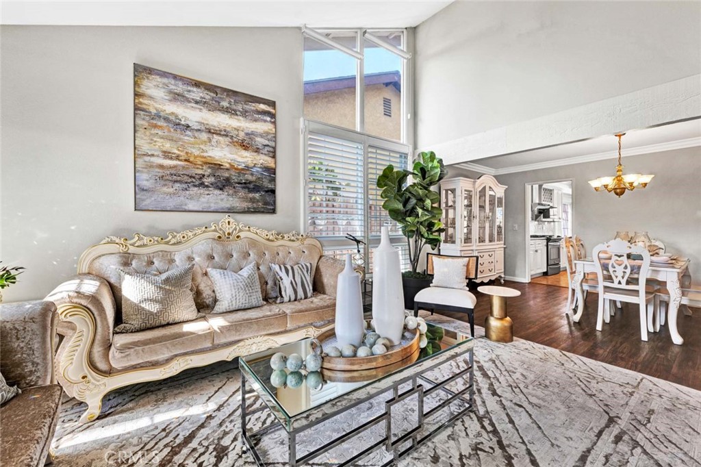 MLS #OC25266519 image #11