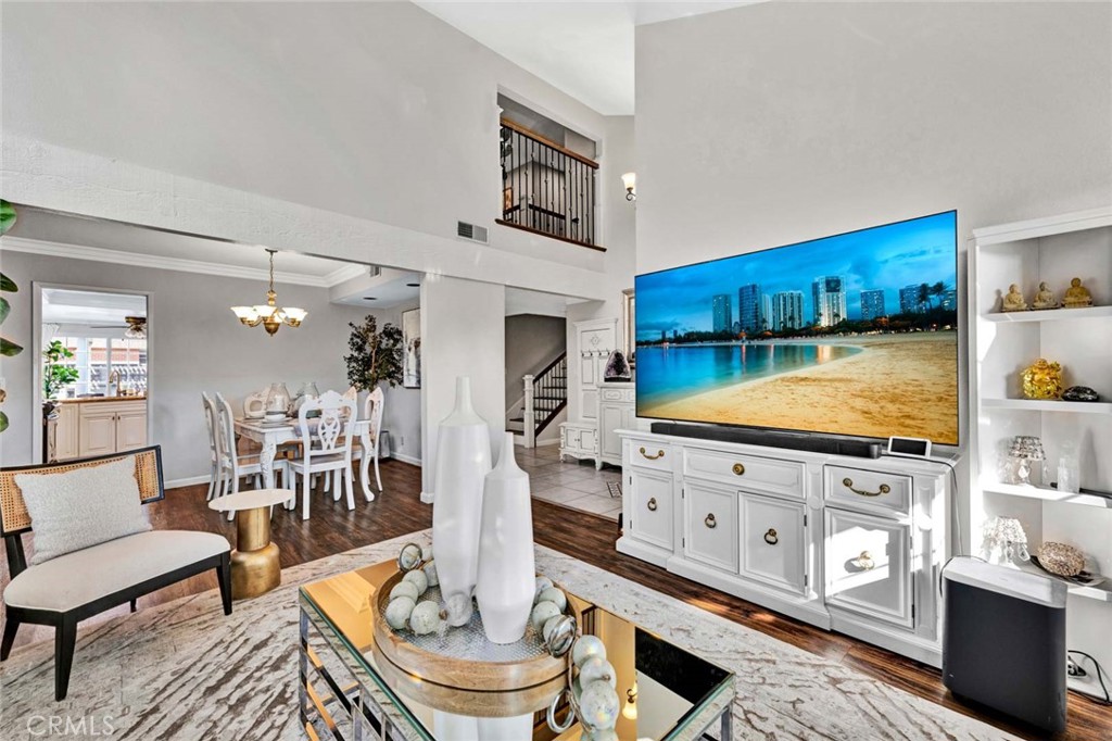 MLS #OC25266519 image #12