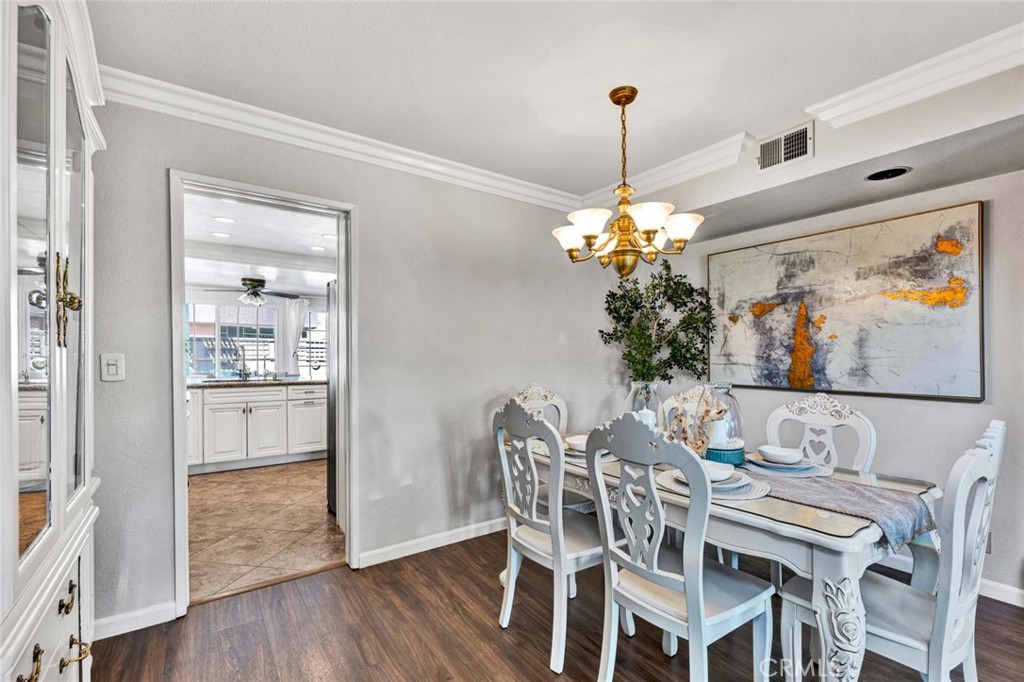 MLS #OC25266519 image #15