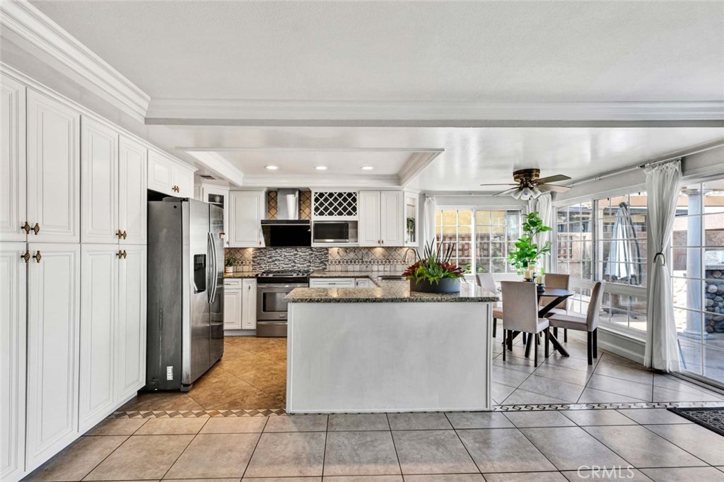 MLS #OC25266519 image #20