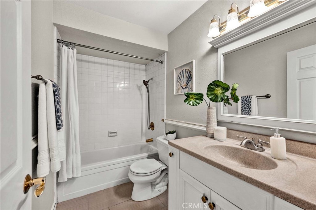 MLS #OC25266519 image #31